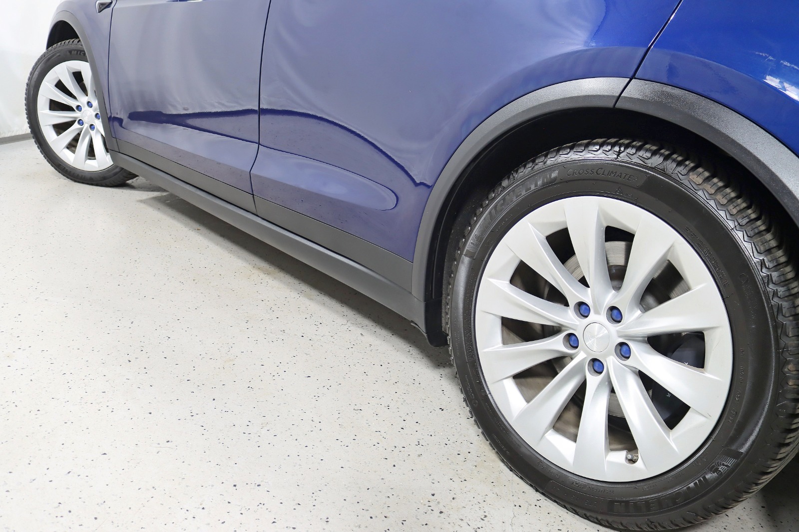 2018 TESLA MODEL X - Image 14