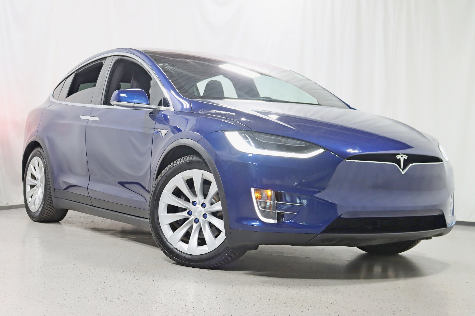 2018 TESLA MODEL X - Image 8