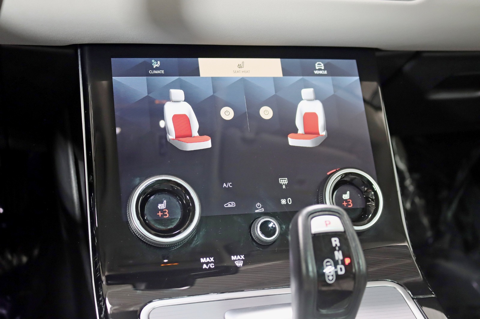 2021 LAND ROVER RANGE ROVER EVOQUE - Image 28