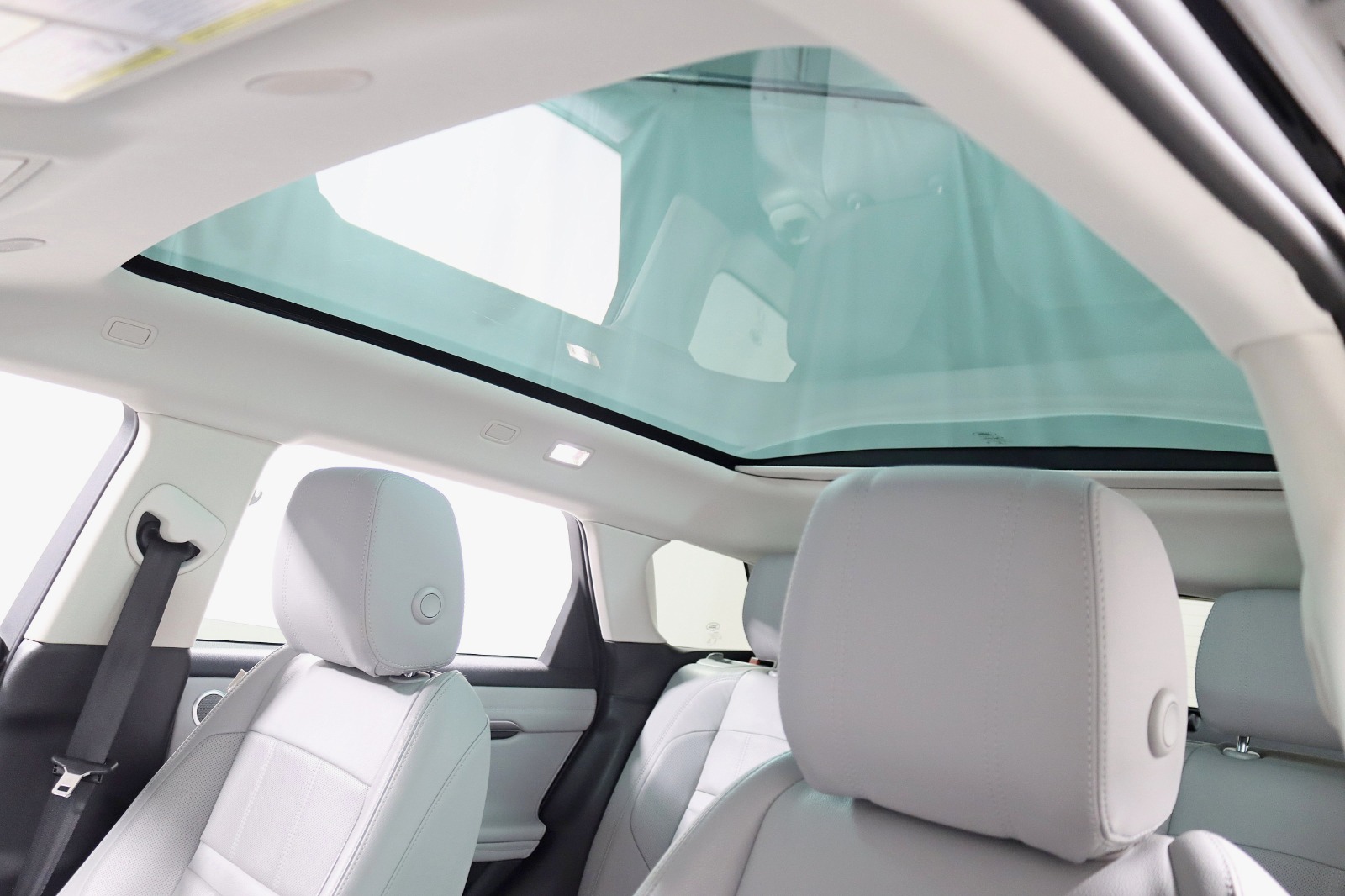 2021 LAND ROVER RANGE ROVER EVOQUE - Image 34