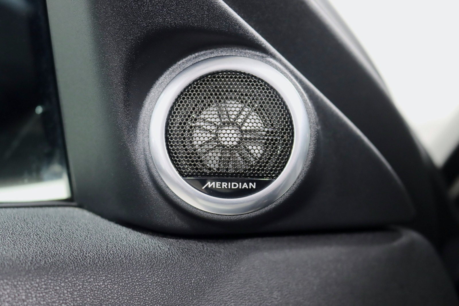 2021 LAND ROVER RANGE ROVER EVOQUE - Image 36