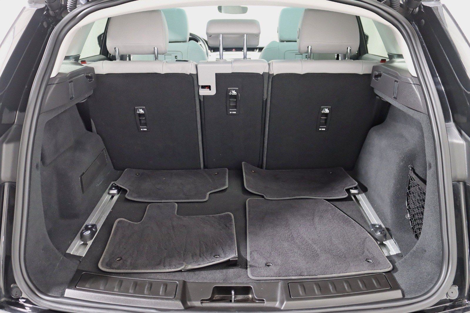 2021 LAND ROVER RANGE ROVER EVOQUE - Image 42