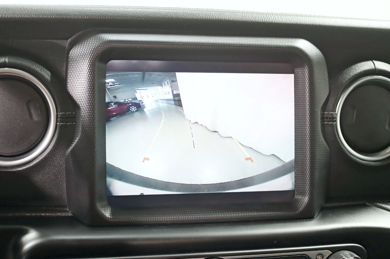 2021 JEEP WRANGLER - Image 19