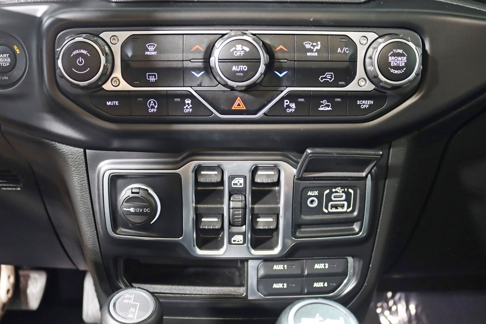 2021 JEEP WRANGLER - Image 22