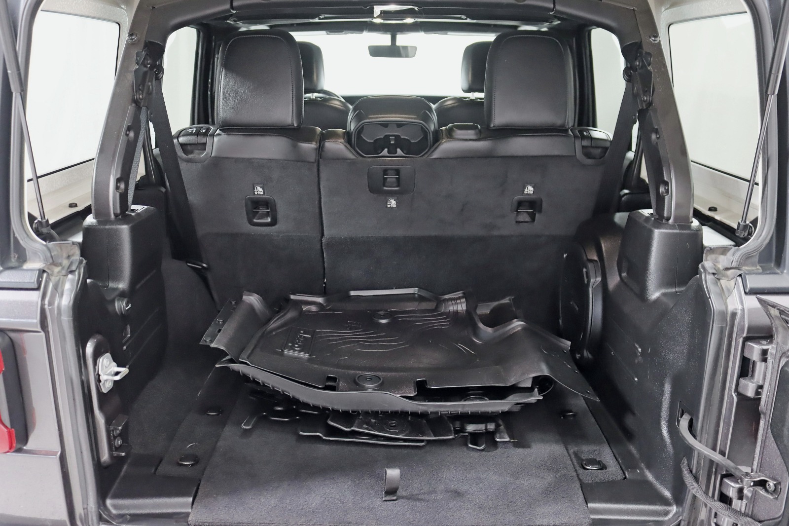 2021 JEEP WRANGLER - Image 34