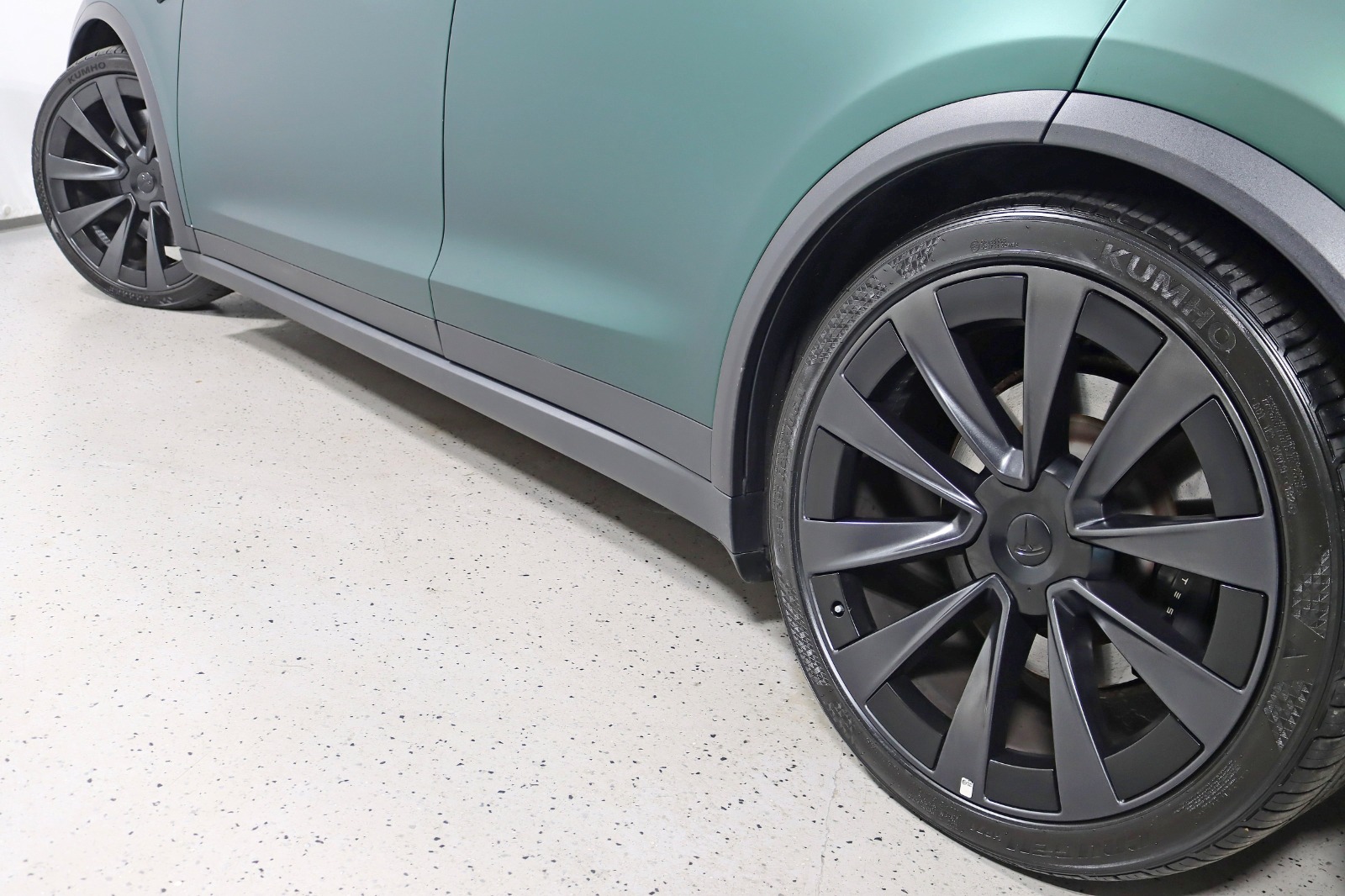 2022 TESLA MODEL X - Image 13