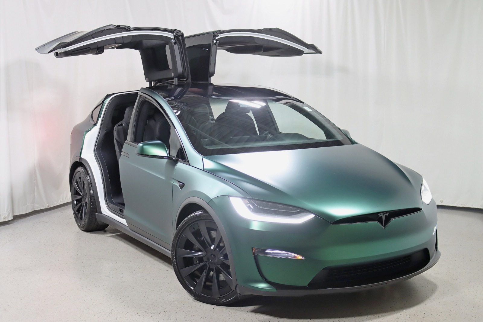 2022 TESLA MODEL X - Image 8