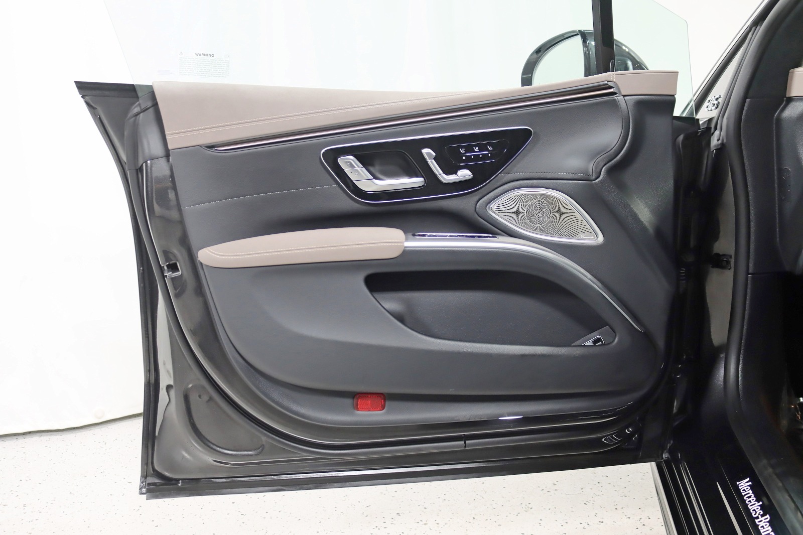 2022 MERCEDES-BENZ EQS-CLASS SEDAN - Image 38