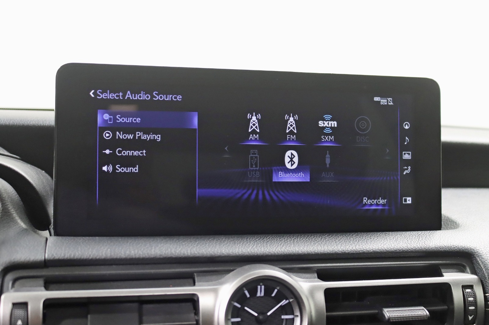 2022 LEXUS IS - Image 23