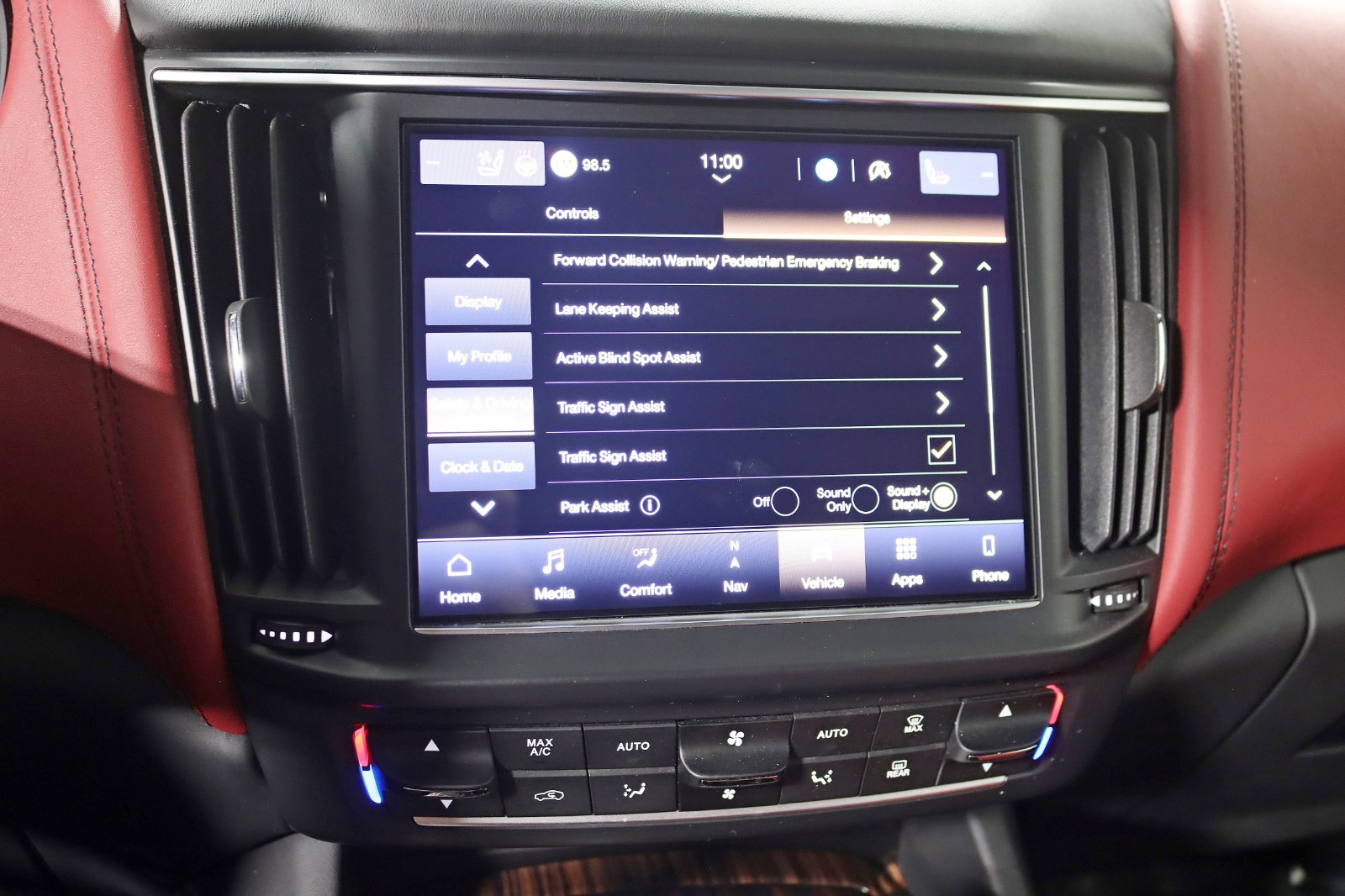 2022 MASERATI LEVANTE - Image 24