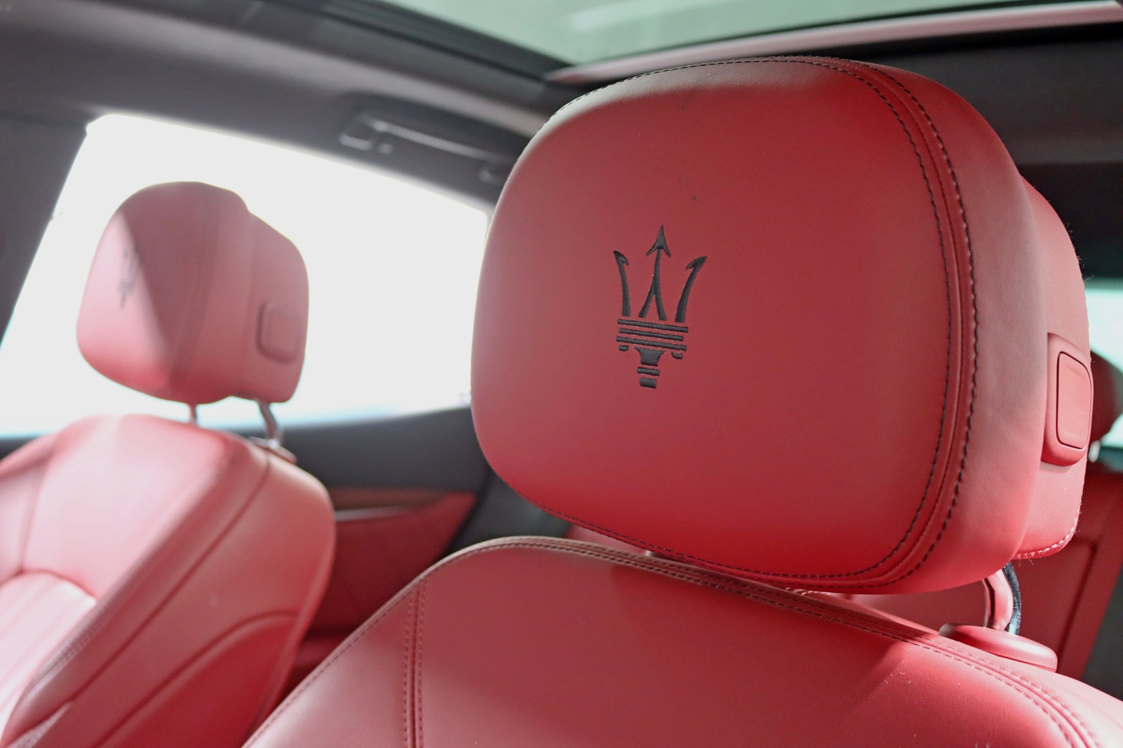 2022 MASERATI LEVANTE - Image 27