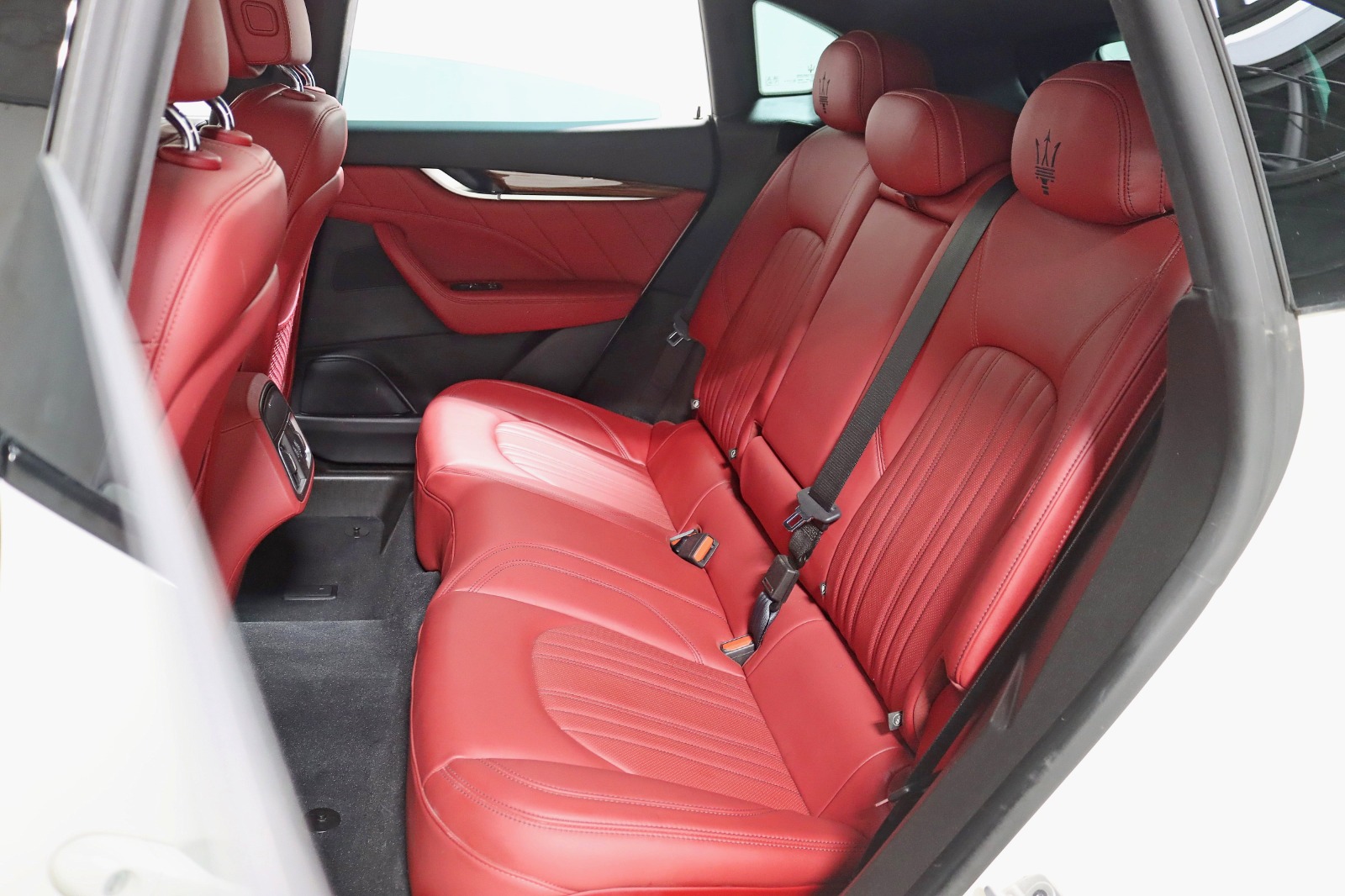 2022 MASERATI LEVANTE - Image 29