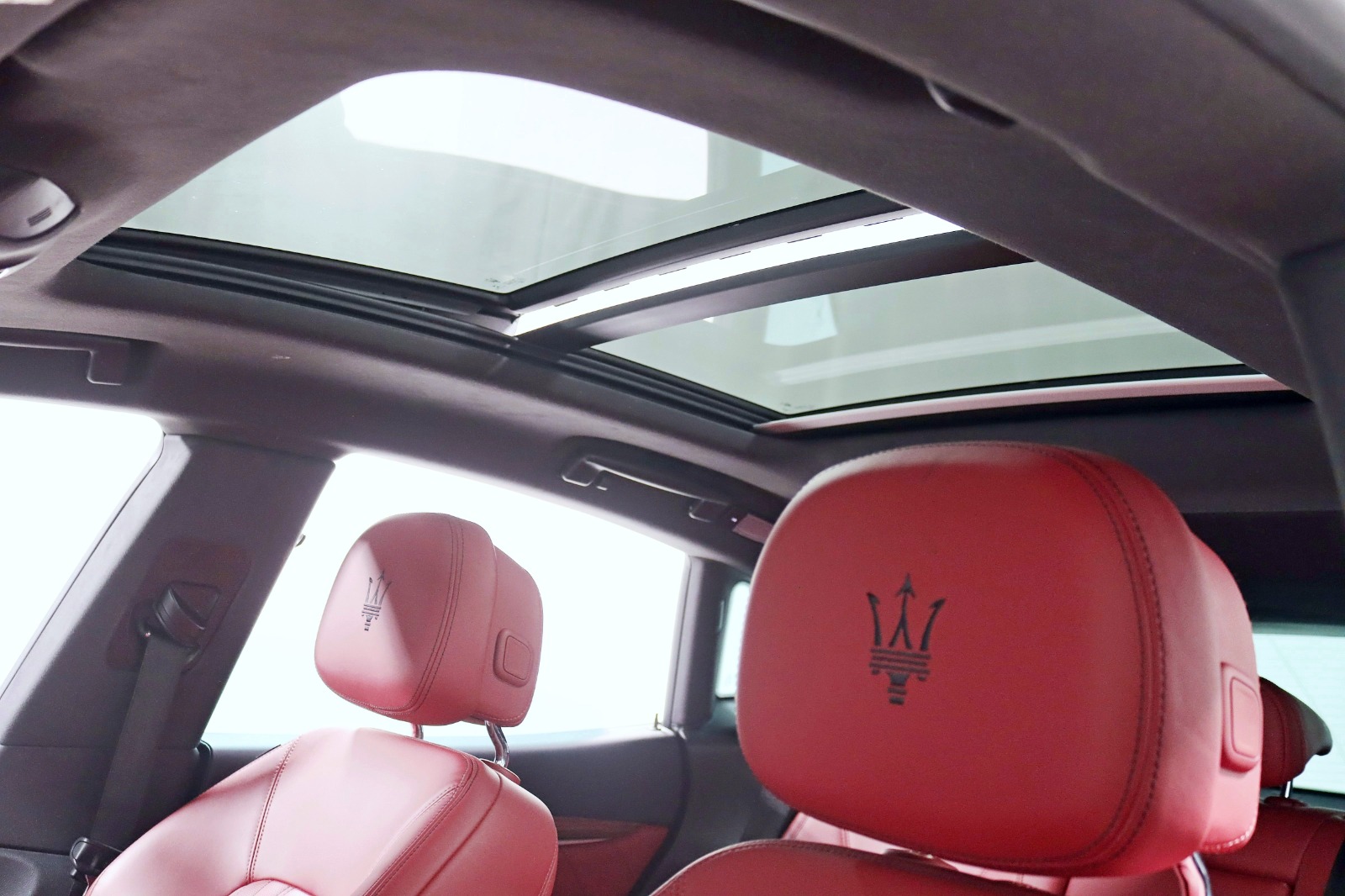 2022 MASERATI LEVANTE - Image 31