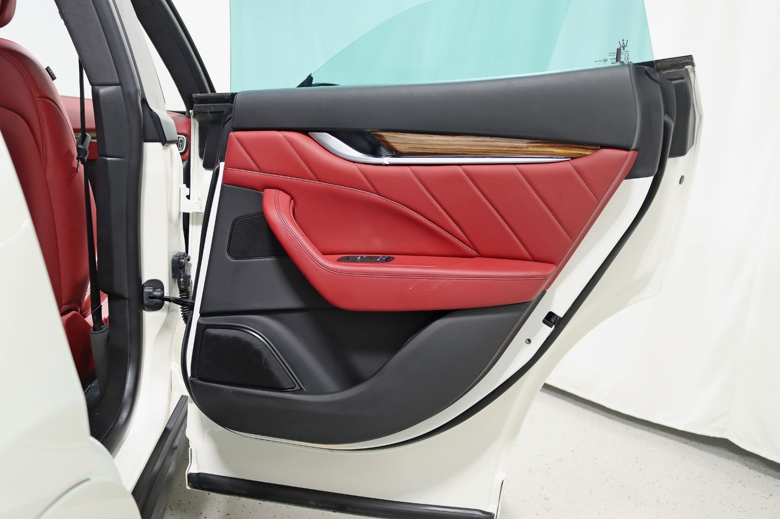 2022 MASERATI LEVANTE - Image 36