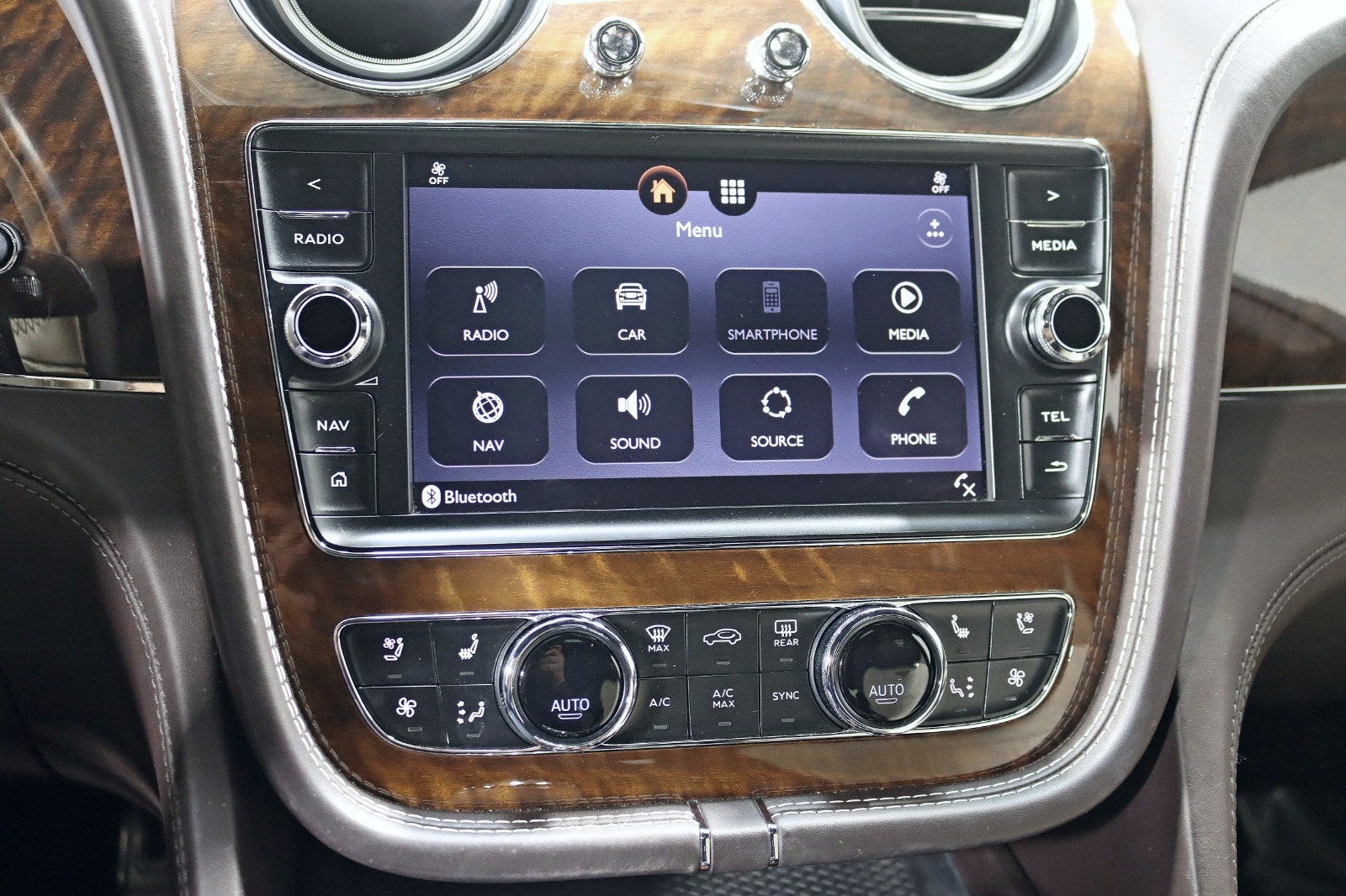 2018 BENTLEY BENTAYGA - Image 21