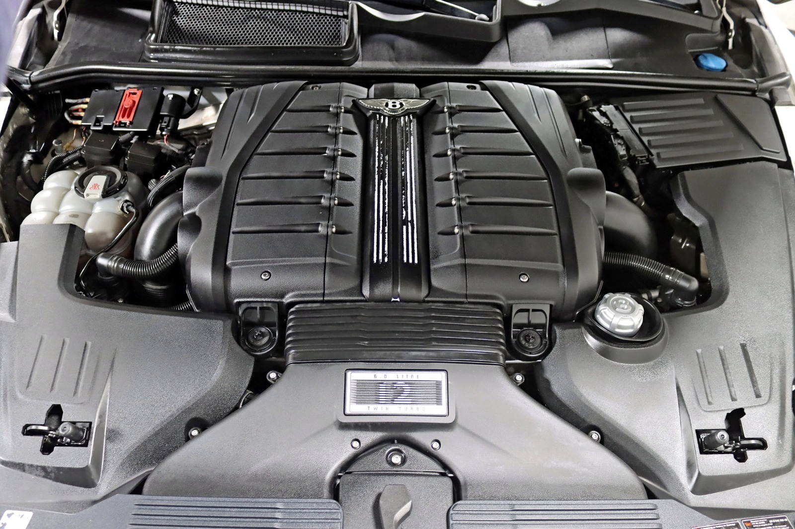 2018 BENTLEY BENTAYGA - Image 41