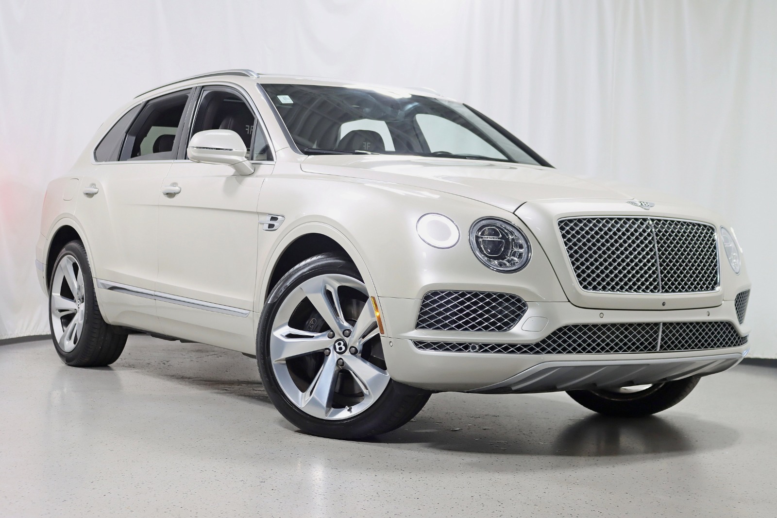 2018 BENTLEY BENTAYGA - Image 8