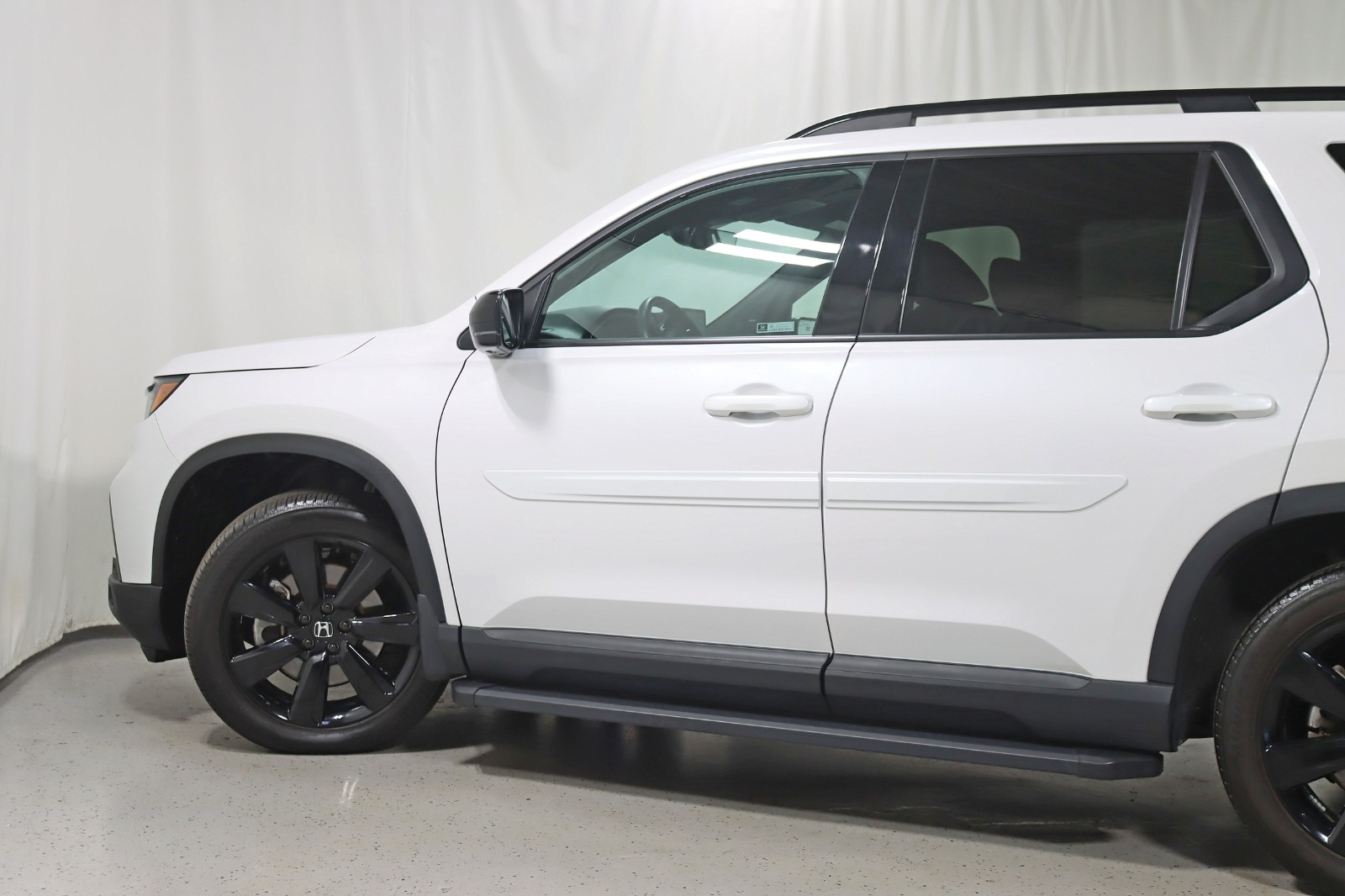 2025 HONDA PILOT - Image 12