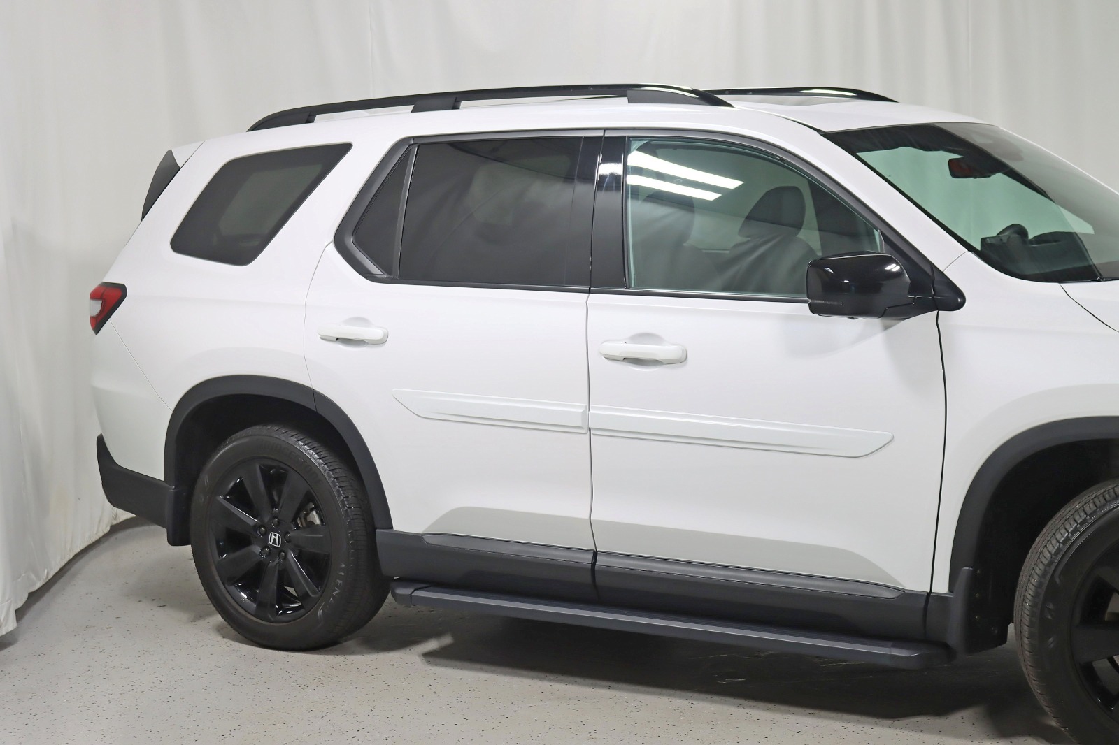 2025 HONDA PILOT - Image 4