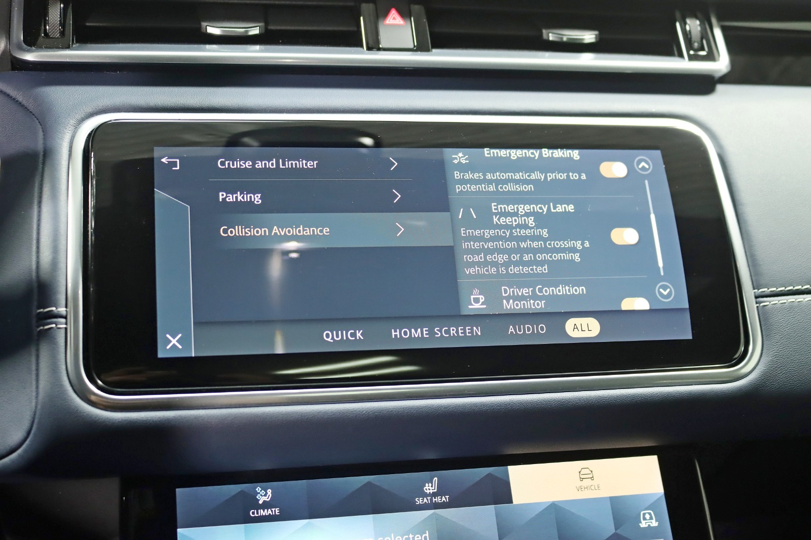 2022 LAND ROVER RANGE ROVER VELAR - Image 21