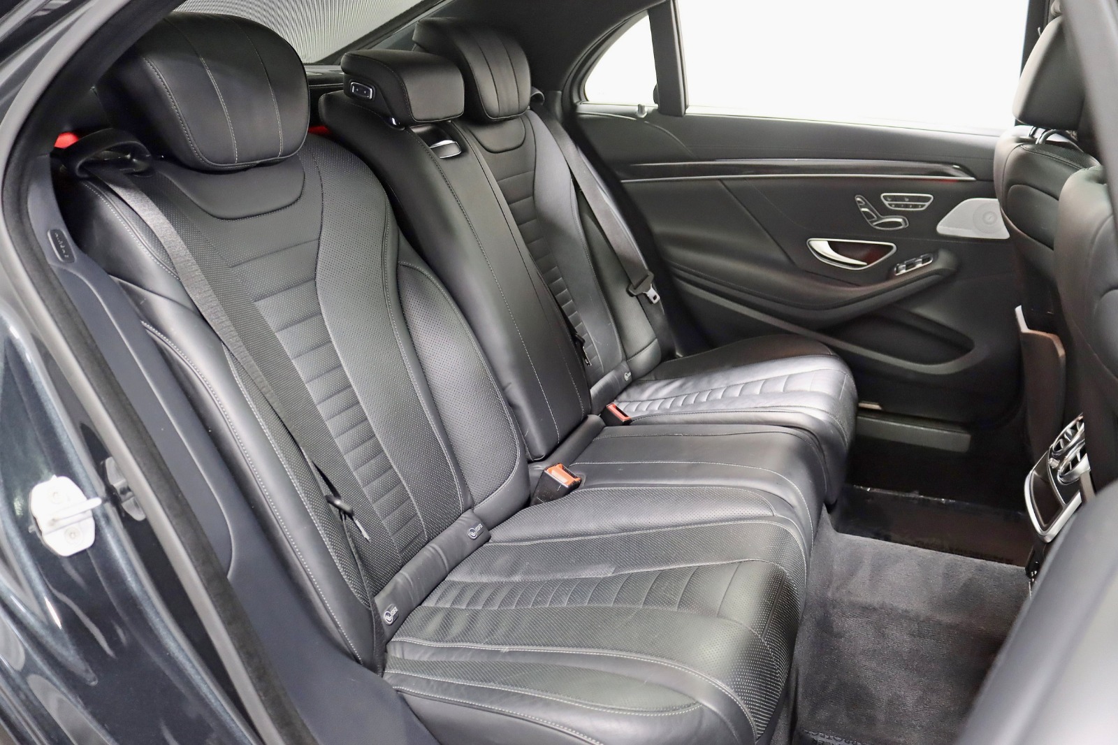 2015 MERCEDES-BENZ S-CLASS - Image 37