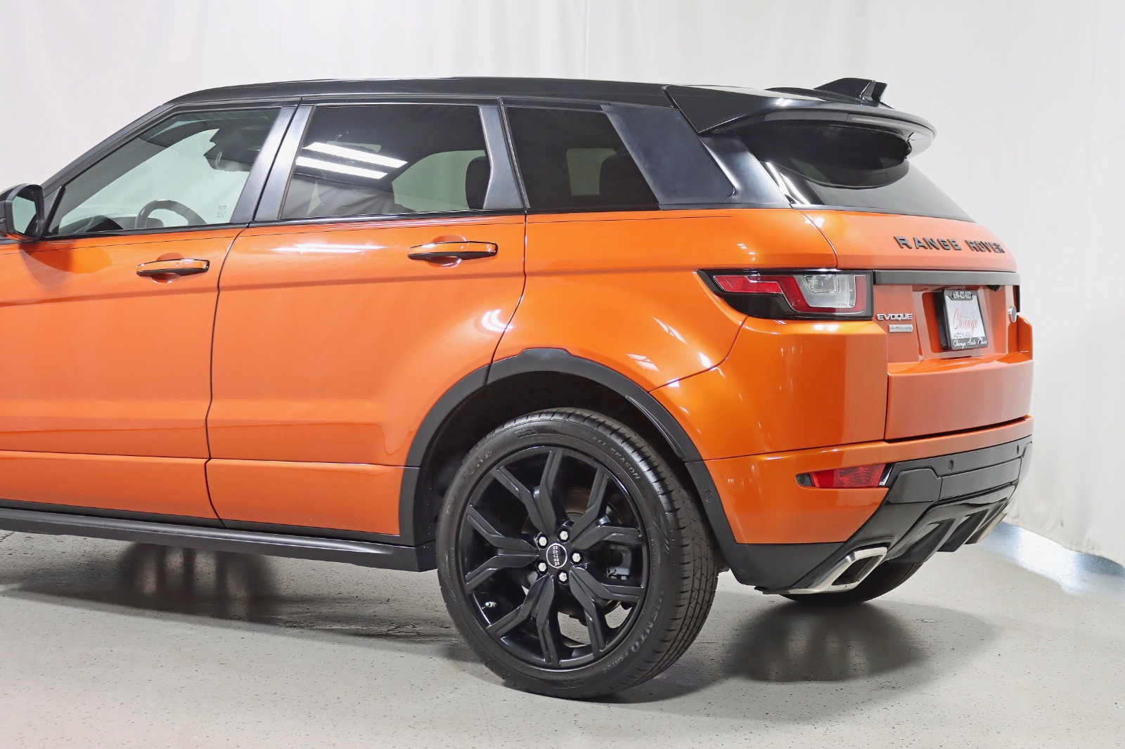 2017 LAND ROVER RANGE ROVER EVOQUE - Image 11