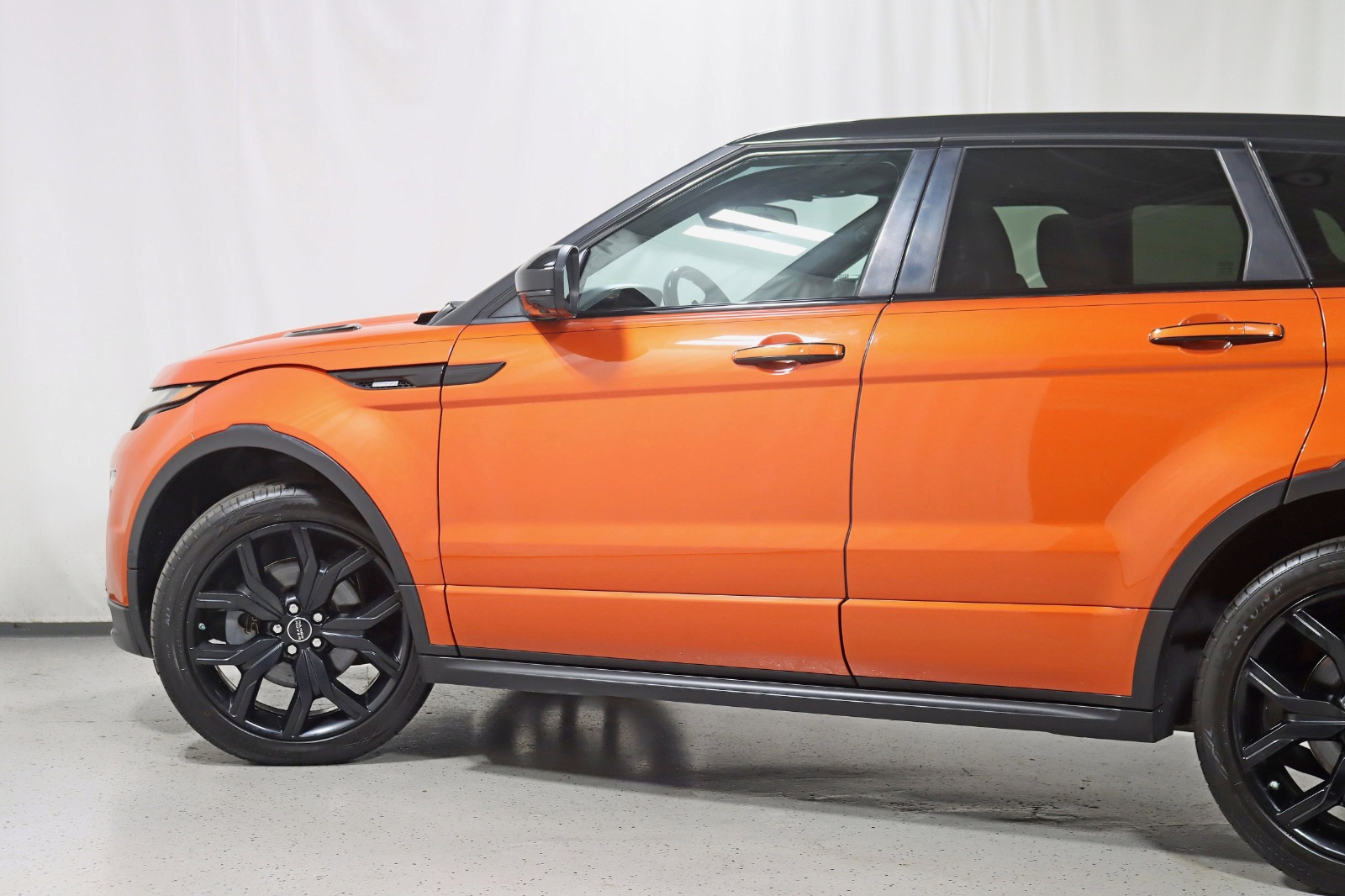 2017 LAND ROVER RANGE ROVER EVOQUE - Image 12