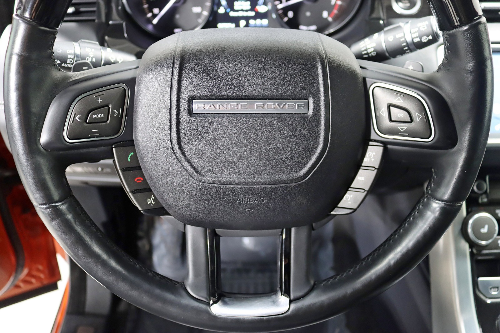 2017 LAND ROVER RANGE ROVER EVOQUE - Image 18