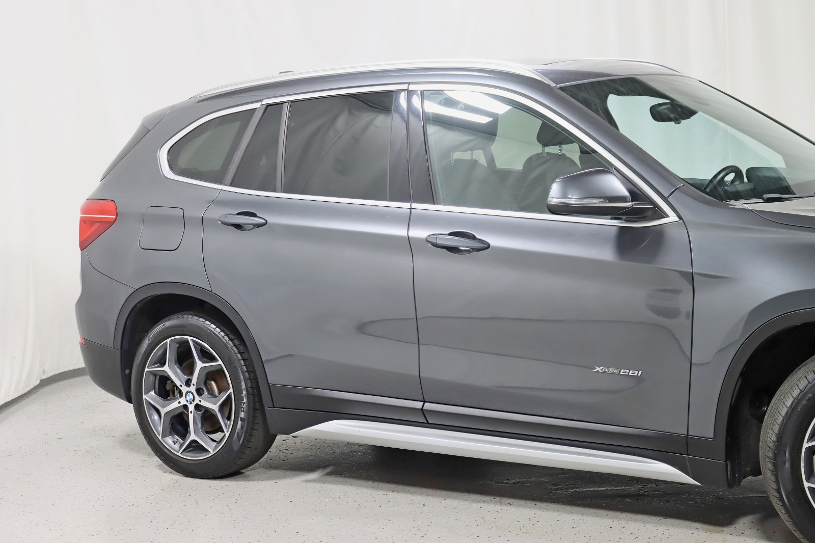 2016 BMW X1 - Image 4