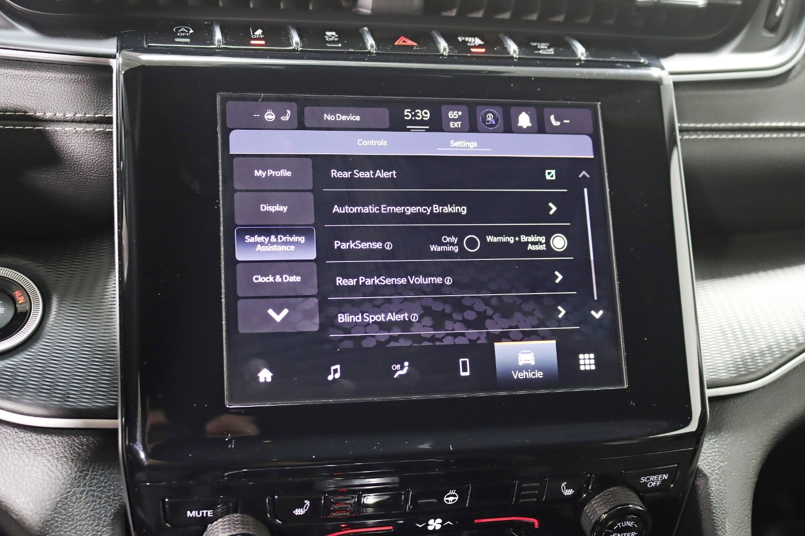 2023 JEEP GRAND CHEROKEE - Image 22