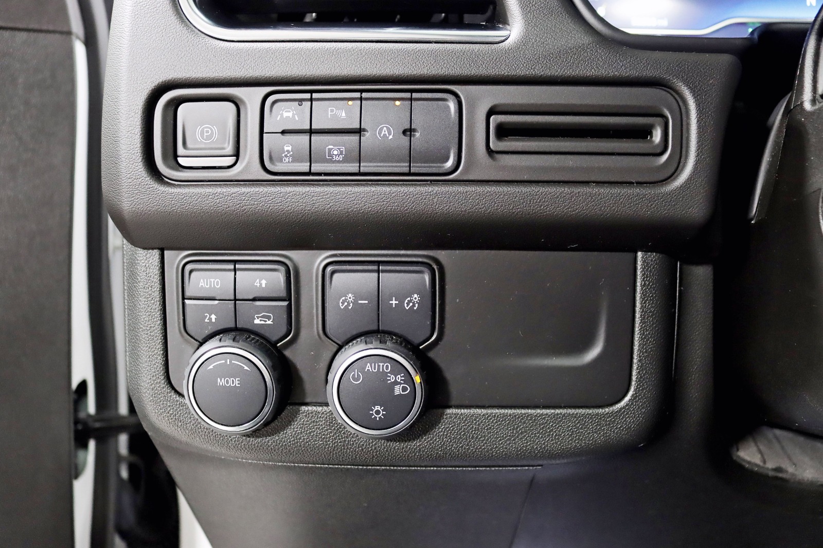 2023 CHEVROLET TAHOE - Image 16