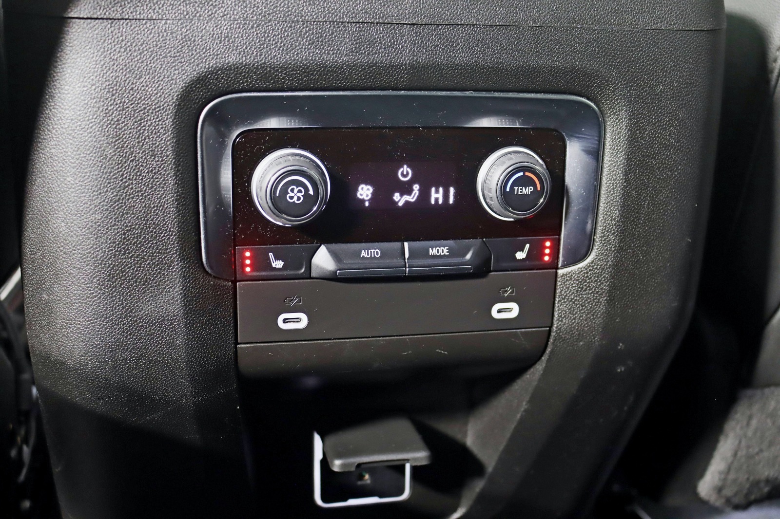 2023 CHEVROLET TAHOE - Image 28