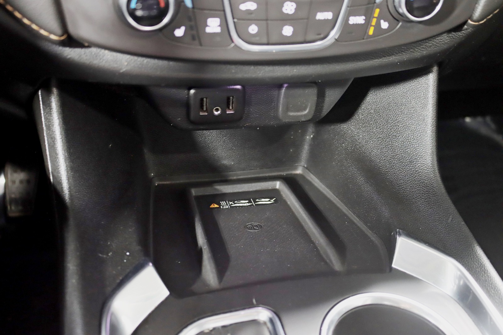 2019 CHEVROLET TRAVERSE - Image 24