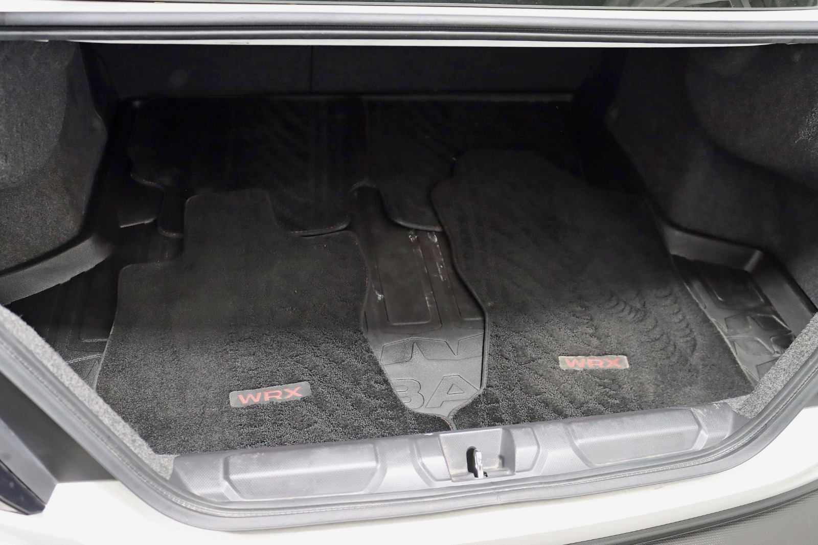 2022 SUBARU WRX - Image 32
