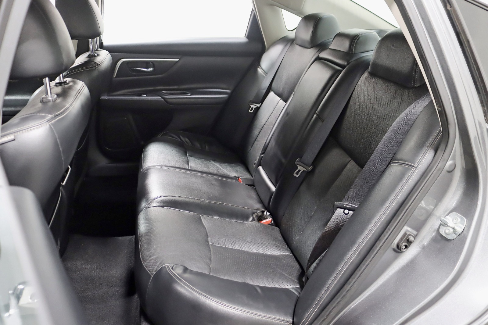 2017 NISSAN ALTIMA - Image 26