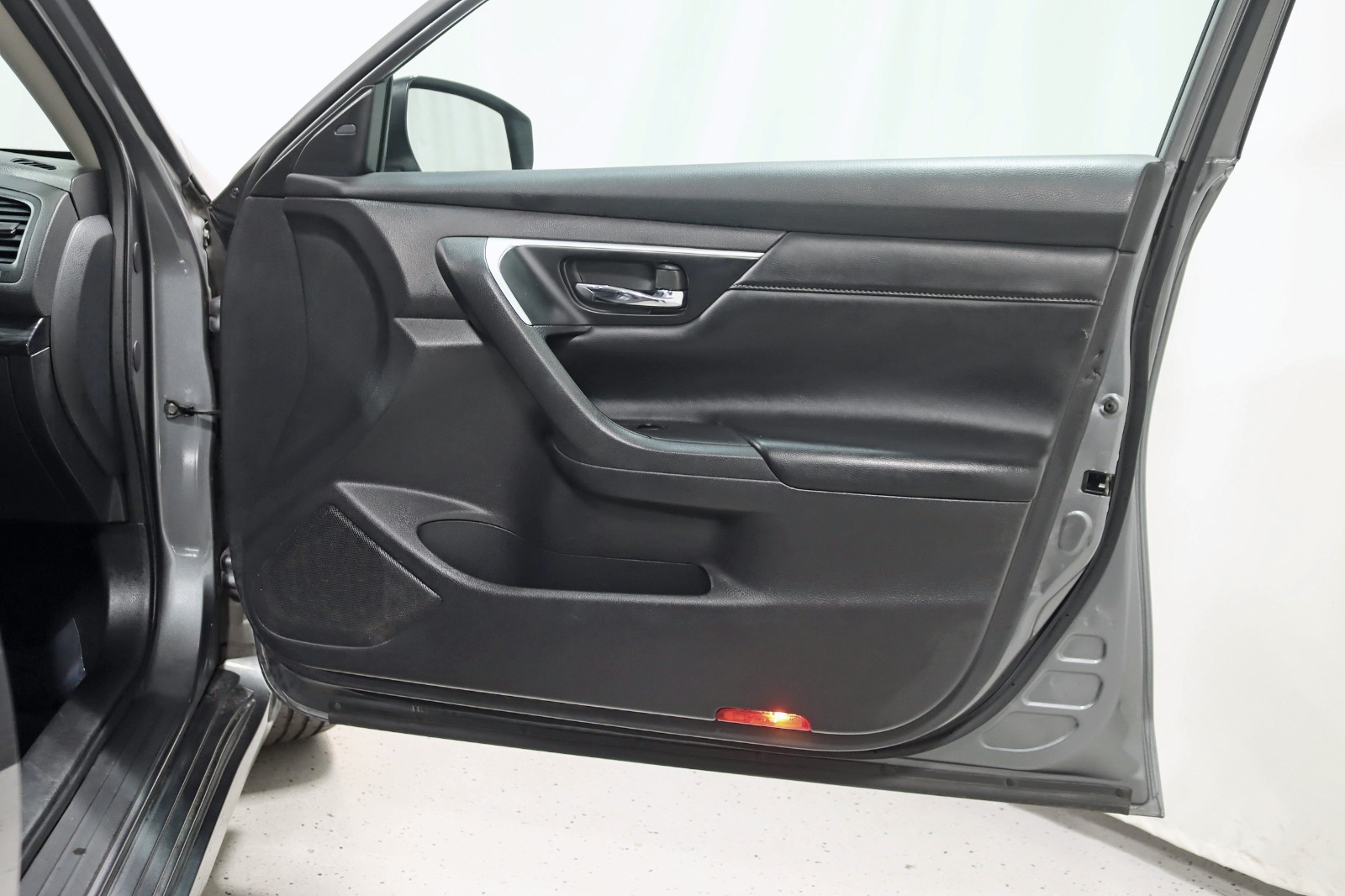 2017 NISSAN ALTIMA - Image 31