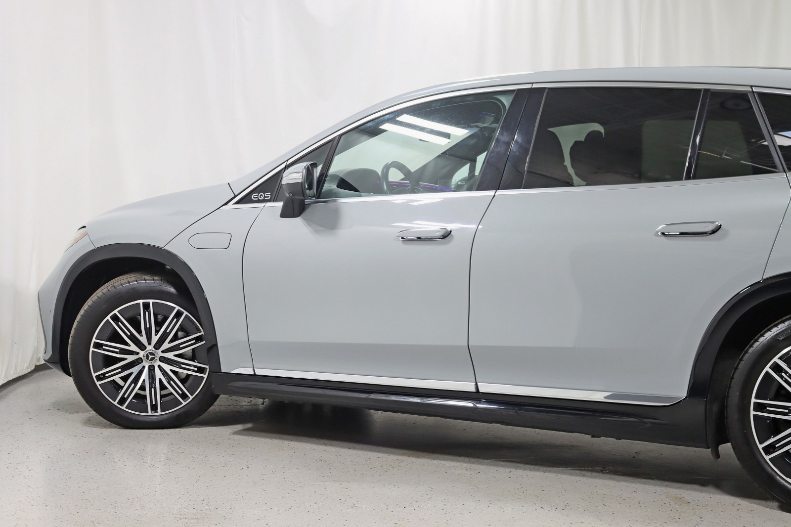 2023 MERCEDES-BENZ EQS-CLASS SUV - Image 13