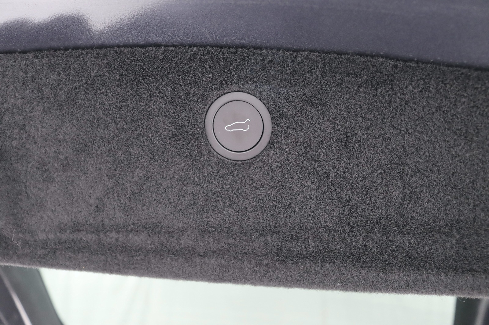 2024 TESLA MODEL X - Image 41