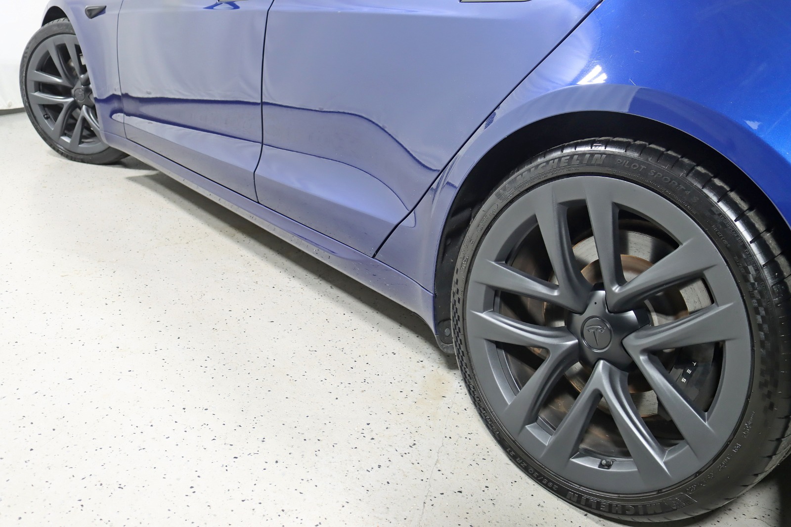 2022 TESLA MODEL S - Image 13