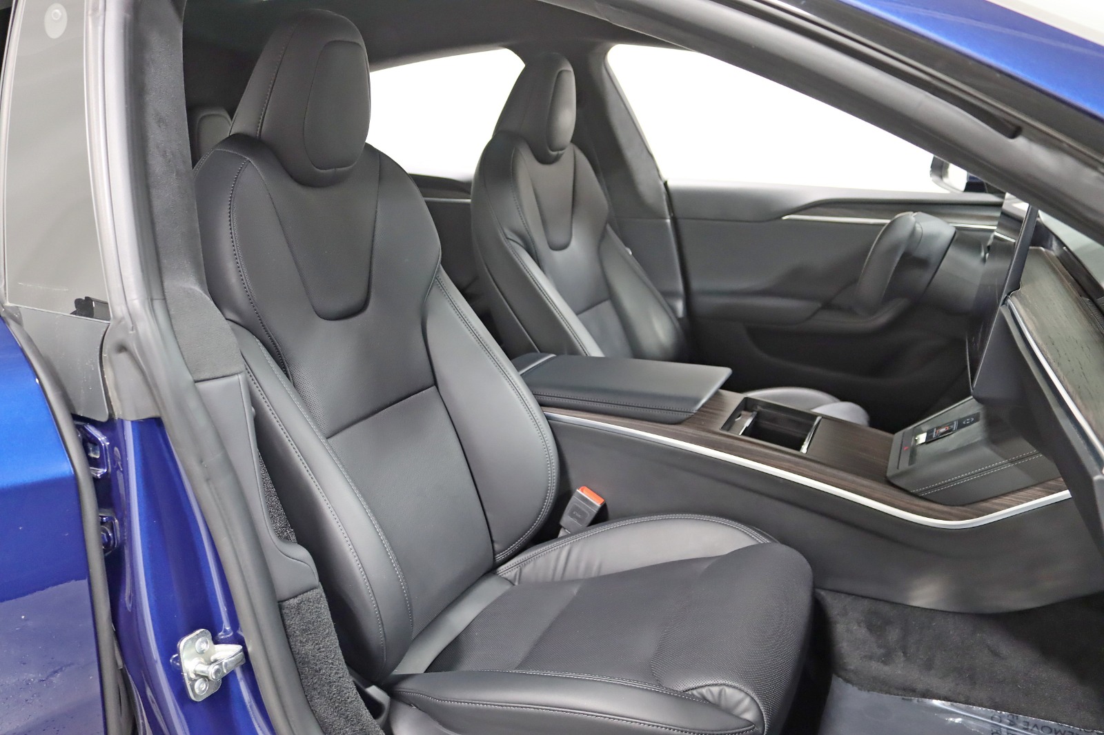 2022 TESLA MODEL S - Image 31