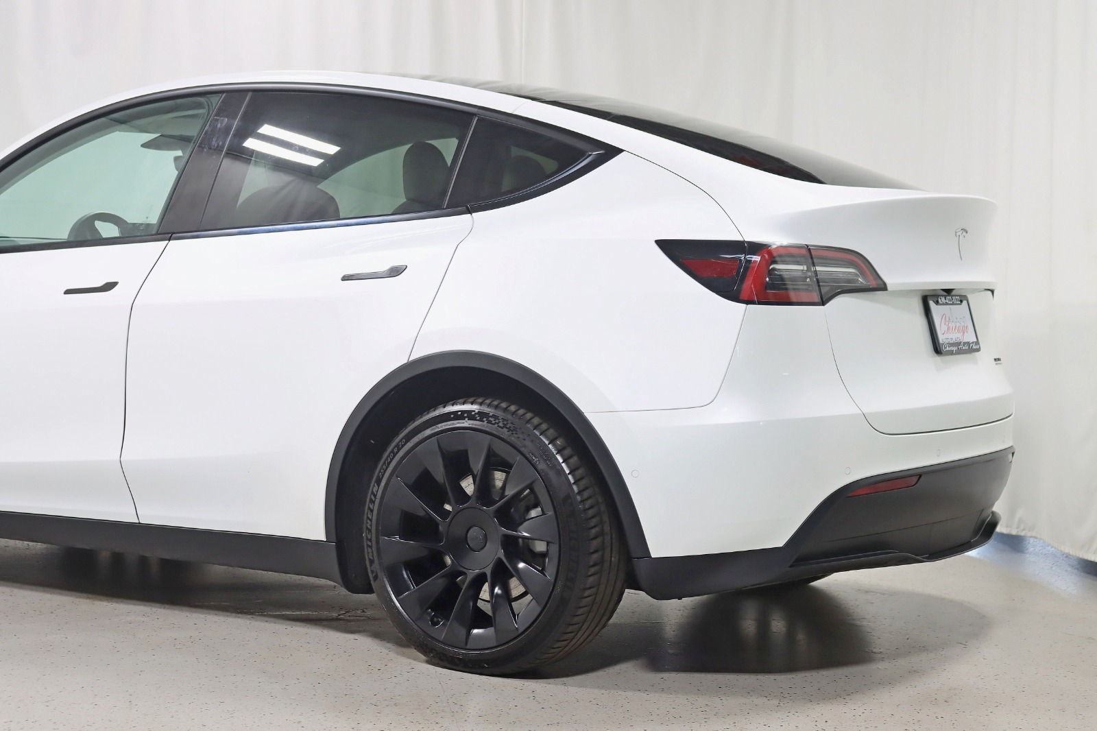 2022 TESLA MODEL Y - Image 11