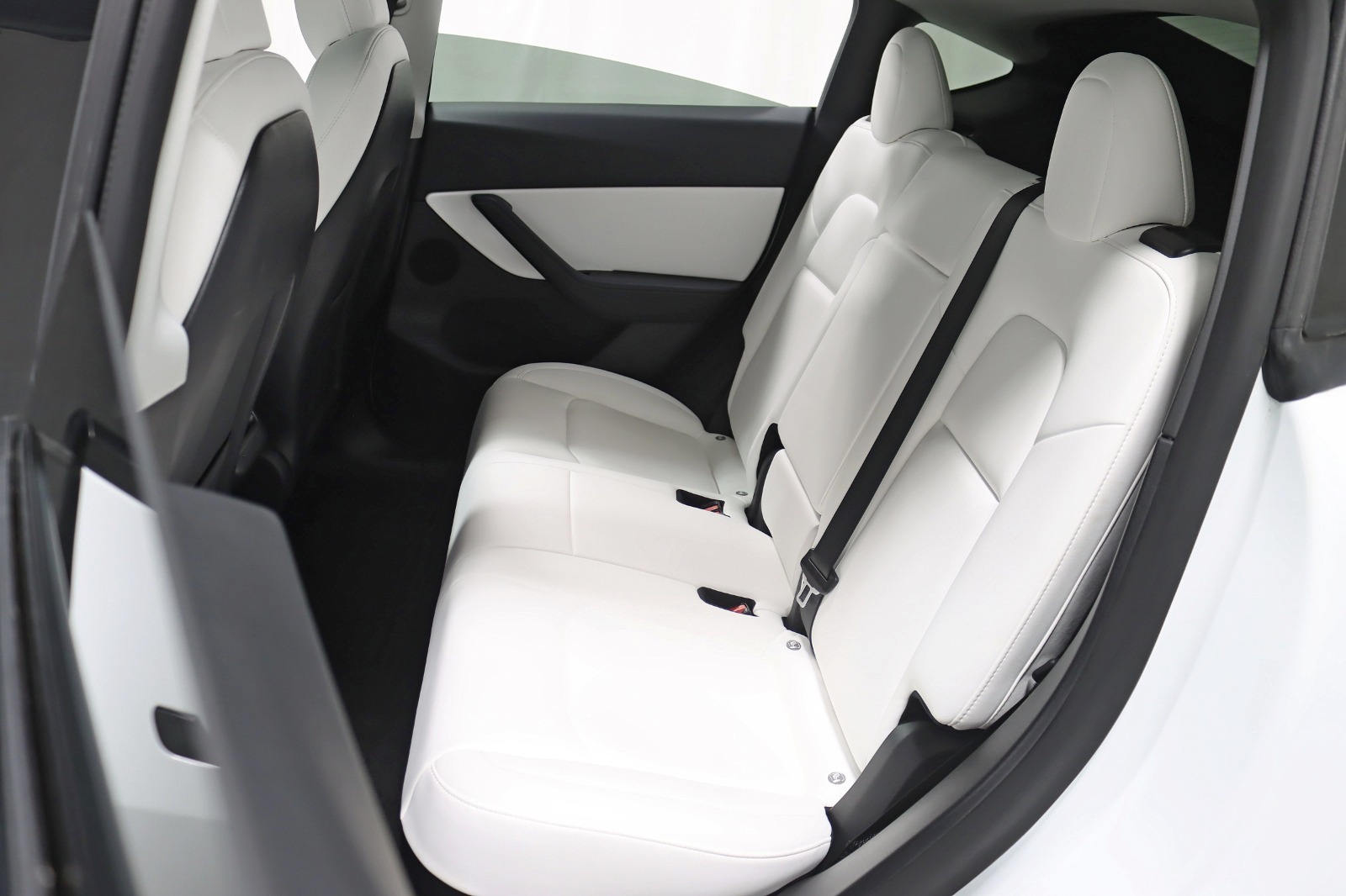 2022 TESLA MODEL Y - Image 30