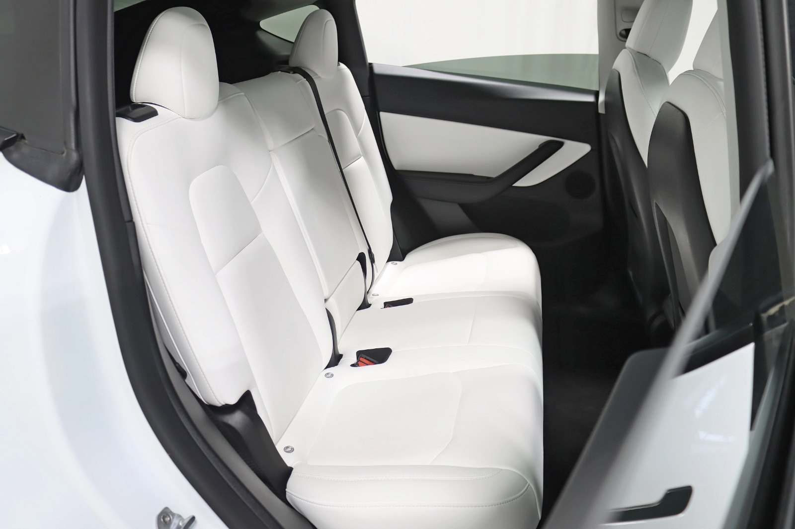 2022 TESLA MODEL Y - Image 31