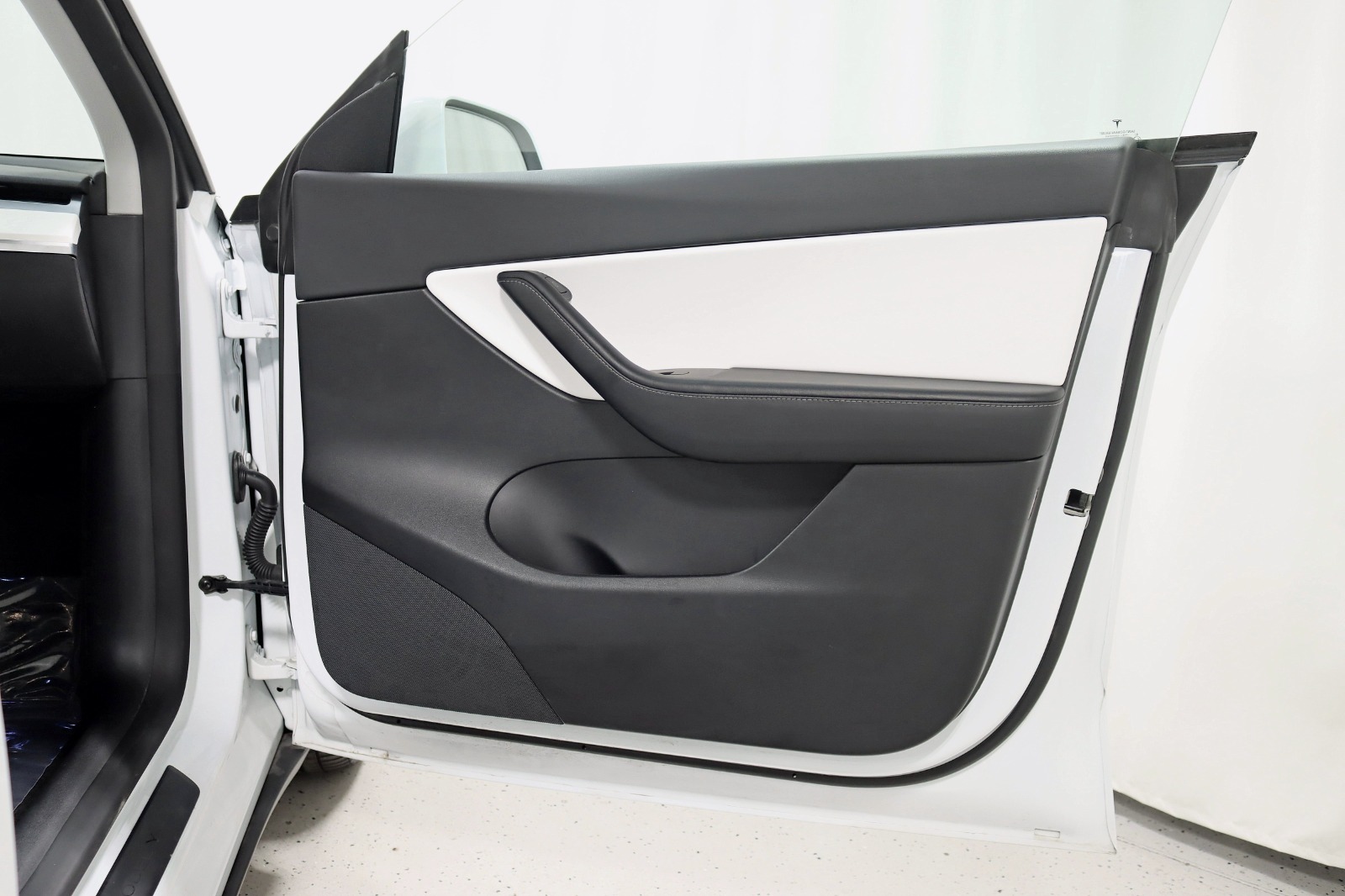 2022 TESLA MODEL Y - Image 35