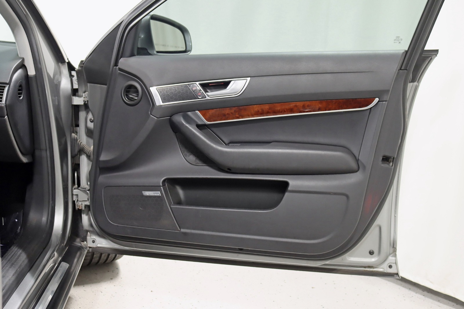 2006 AUDI A6 - Image 32