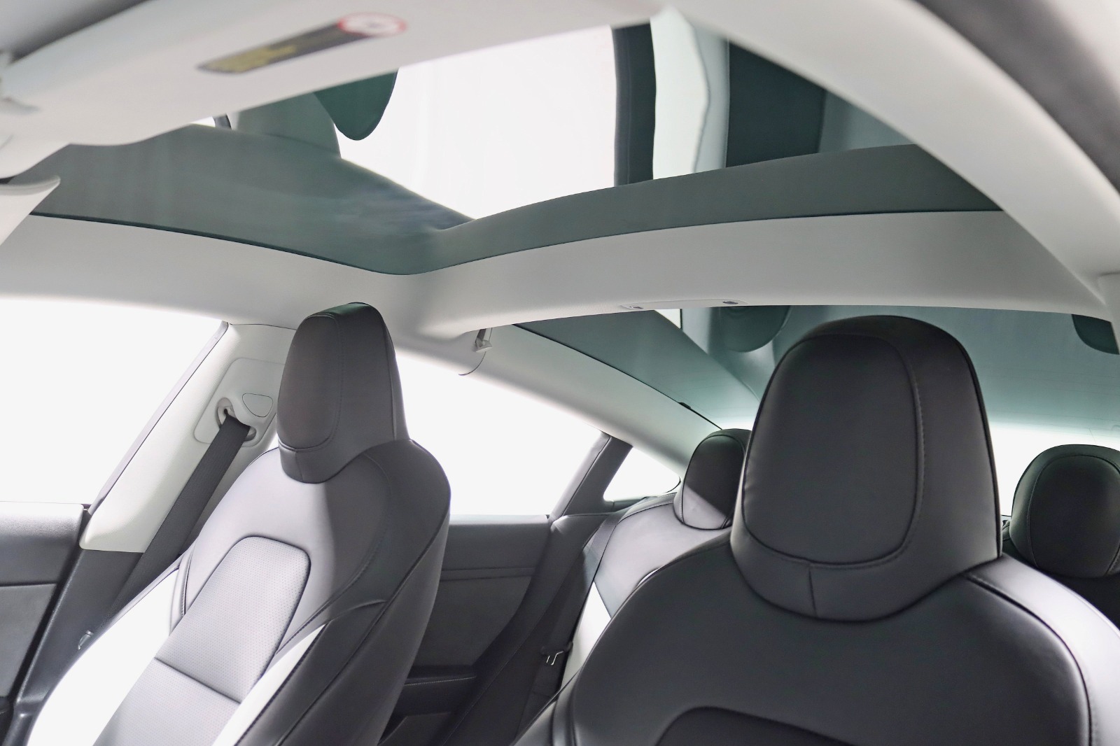 2021 TESLA MODEL 3 - Image 30