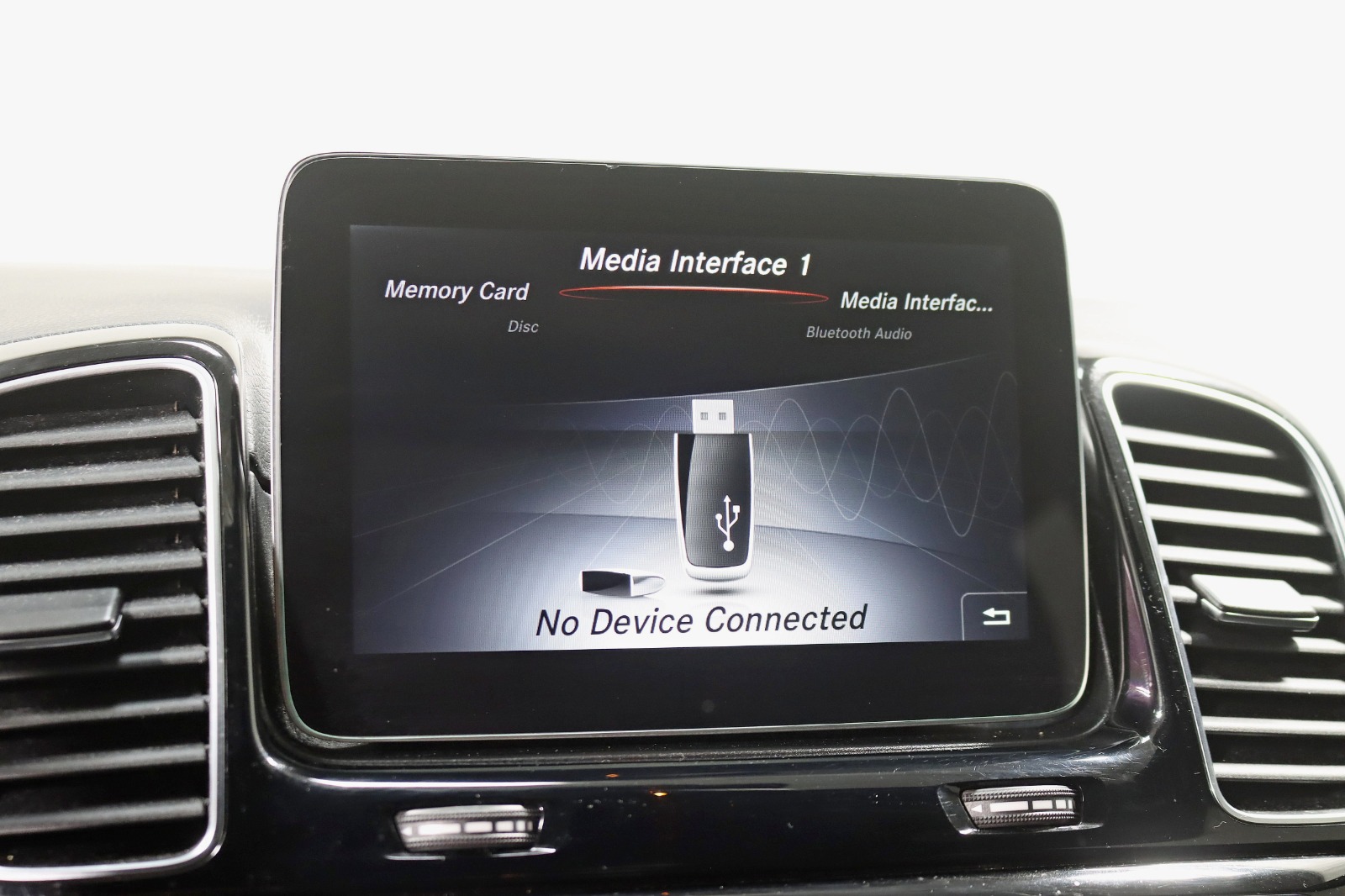 2017 MERCEDES-BENZ GLE-CLASS - Image 28