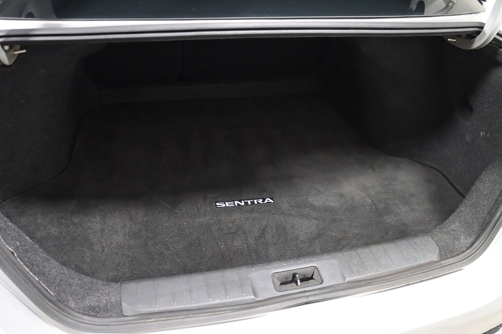 2021 NISSAN SENTRA - Image 31