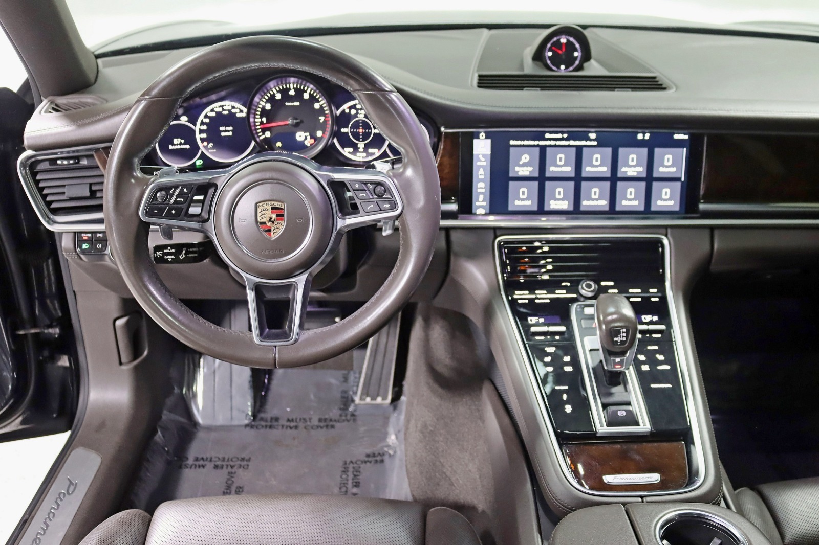 2017 PORSCHE PANAMERA - Image 13