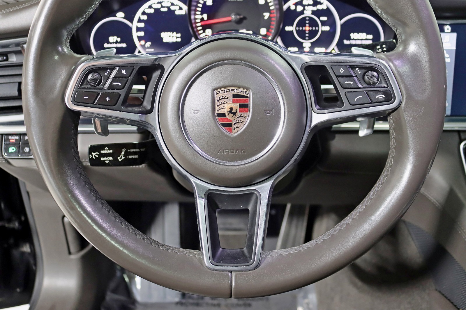 2017 PORSCHE PANAMERA - Image 14